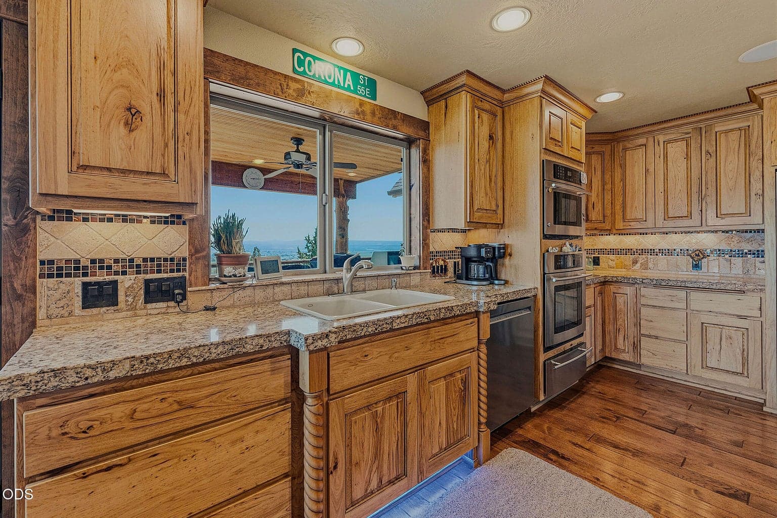 Photo of 9075 NW Panorama 14 of 49