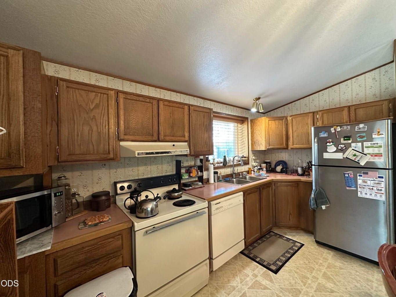 Photo of 15531 Federal Road 12 of 28