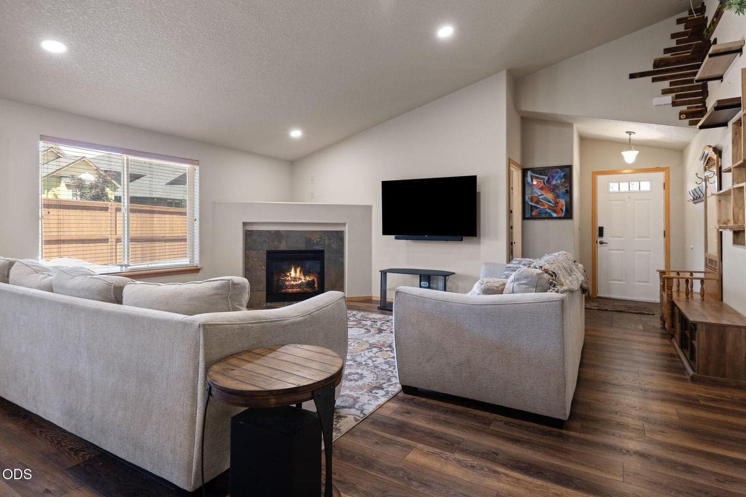 Photo of 469 24th 5 of 22