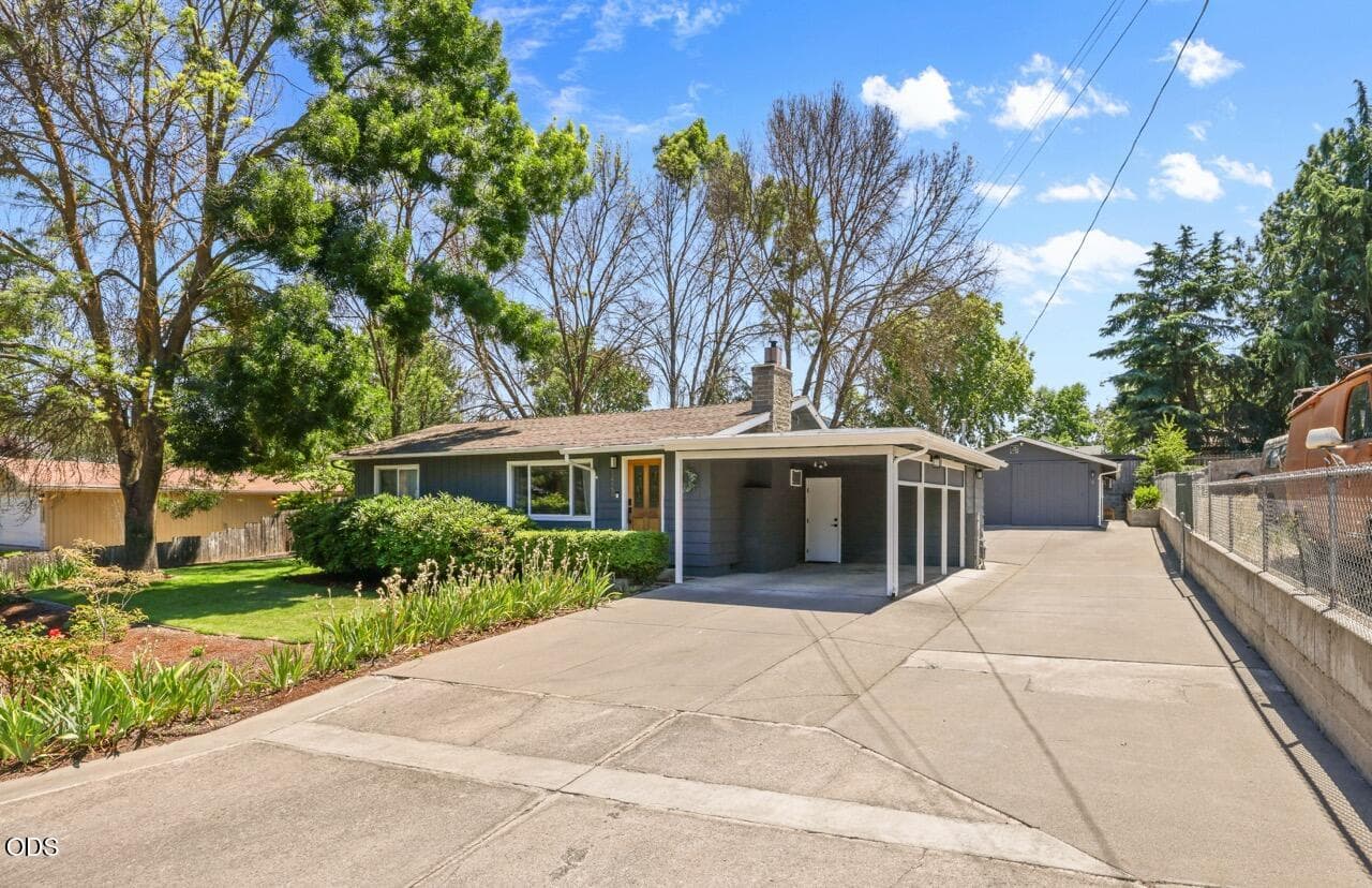 Photo of 1422 Hillcourt 3 of 41