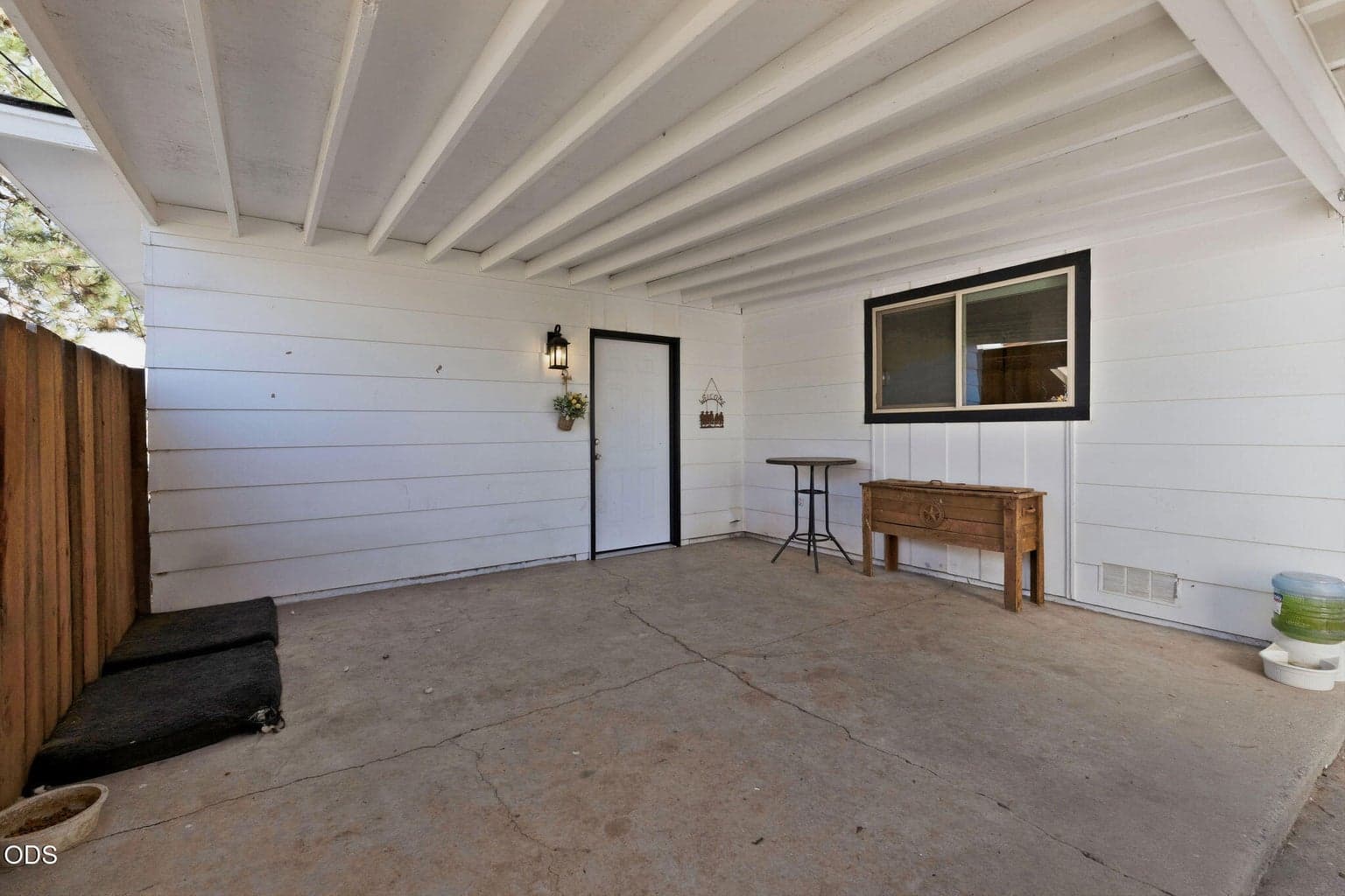 Photo of 524 NW Martingale Road 22 of 32