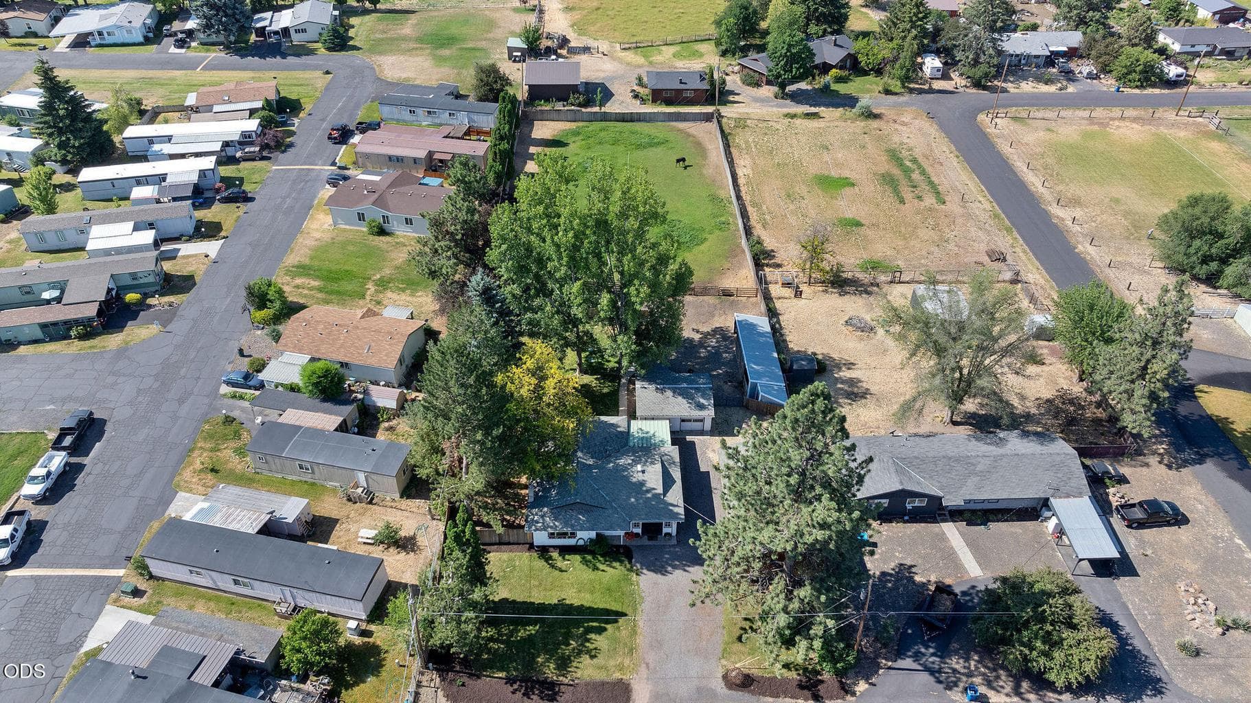 Photo of 524 NW Martingale Road 28 of 32
