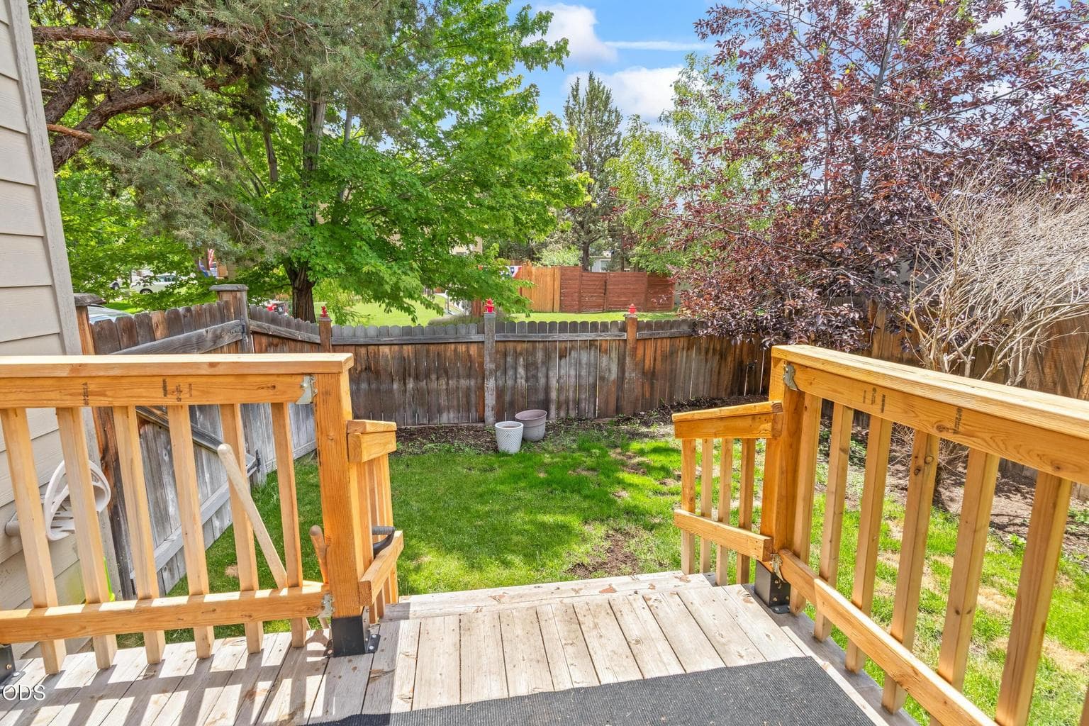 Photo of 1885 NE Altura Drive 29 of 35