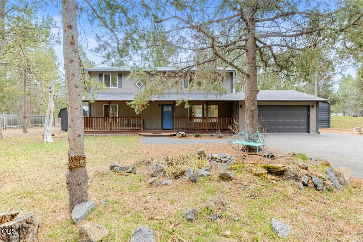 Photo of 16826 Brenda Drive 3 of 47