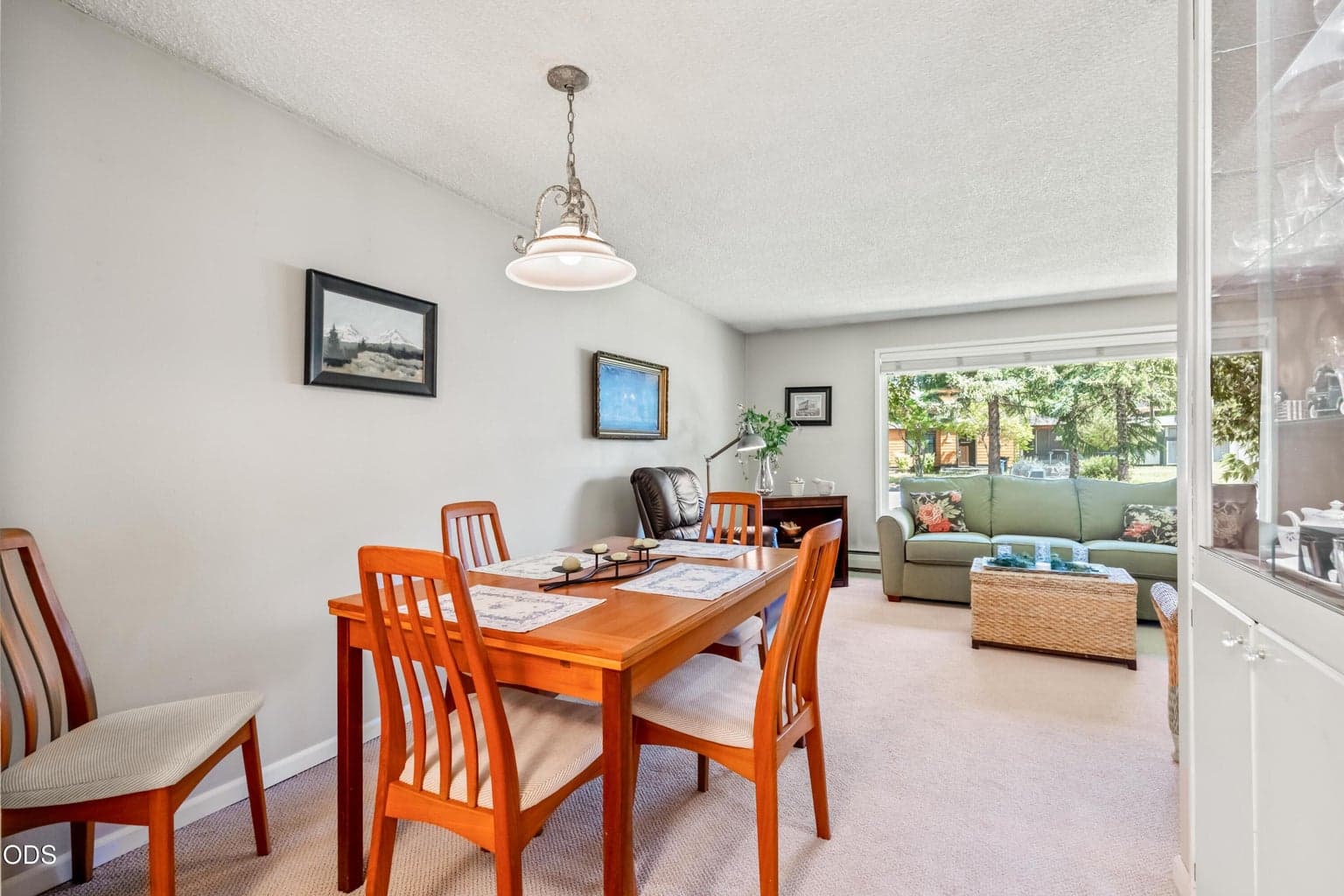 Photo of 709 NE Lafayette Avenue 9 of 32