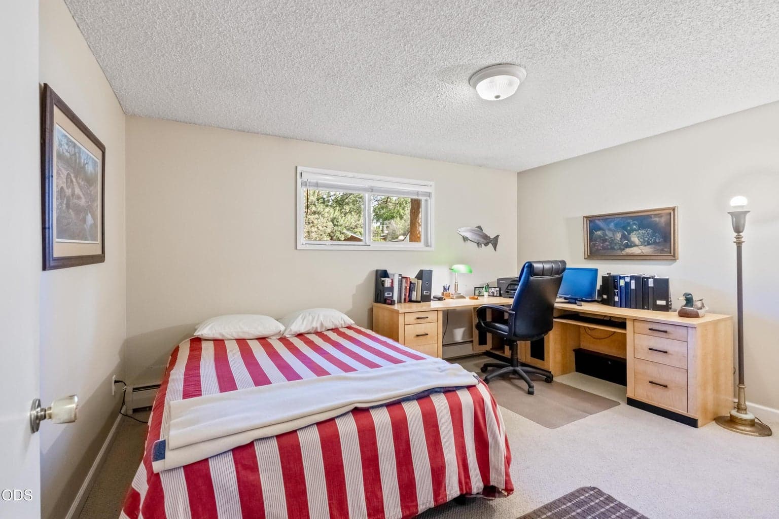 Photo of 709 NE Lafayette Avenue 14 of 32