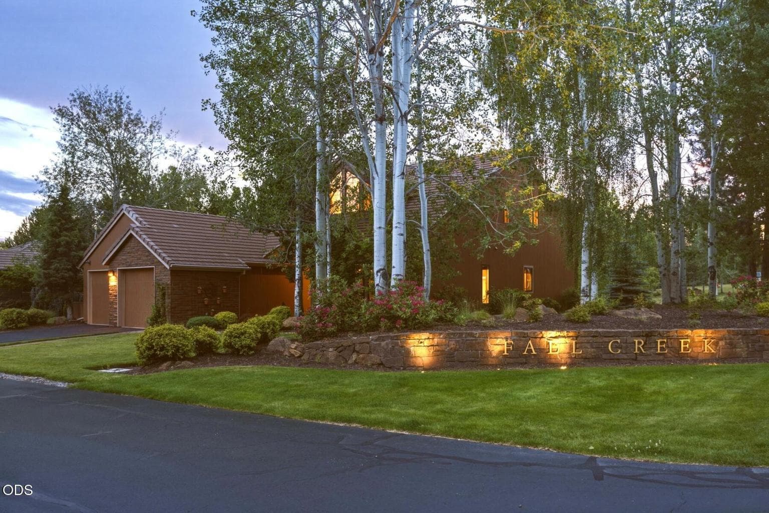 Photo of 62028 Fall Creek 3 of 53