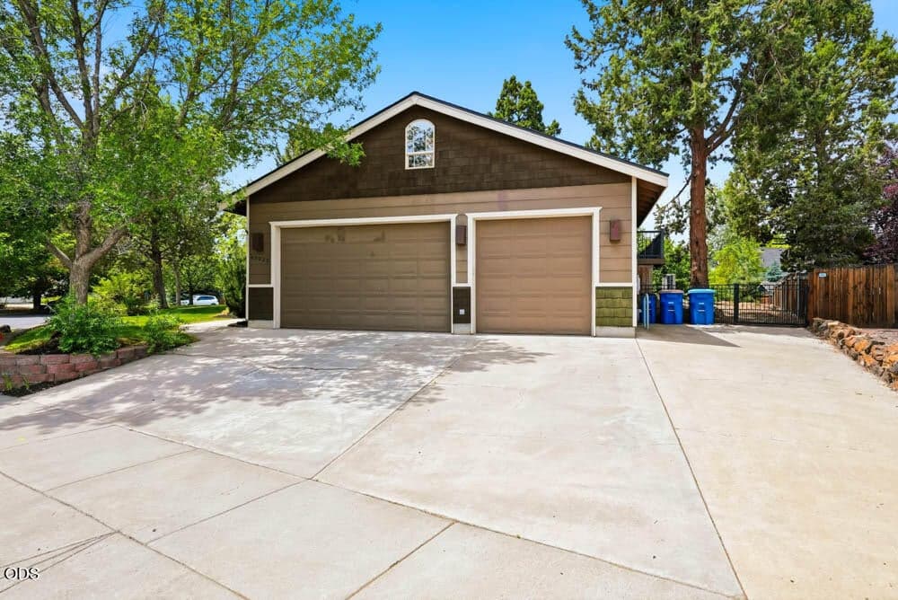 Photo of 63225 Stonewood 3 of 48