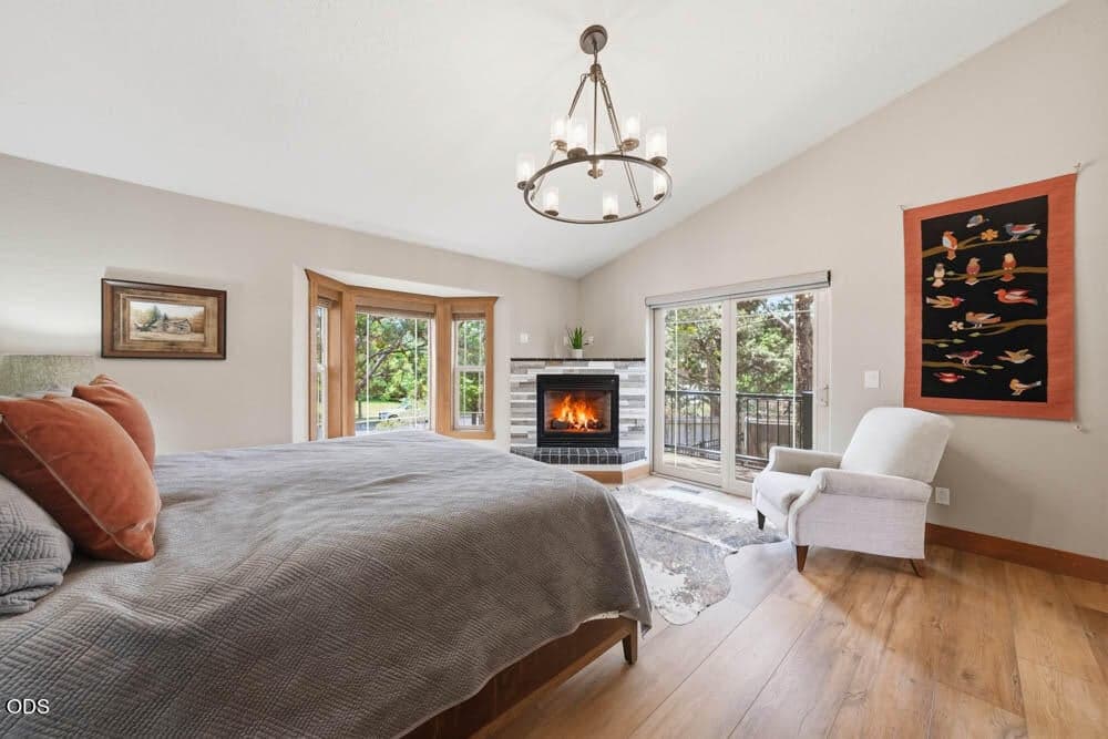 Photo of 63225 Stonewood Drive 21 of 48