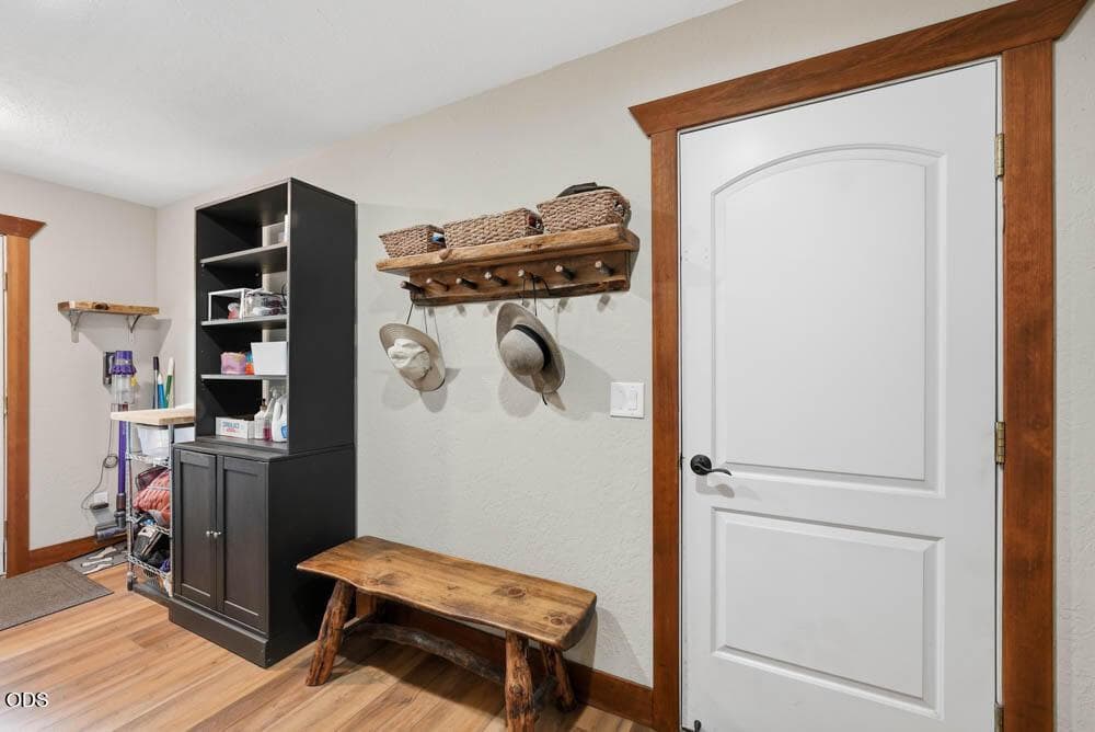 Photo of 63225 Stonewood Drive 34 of 48