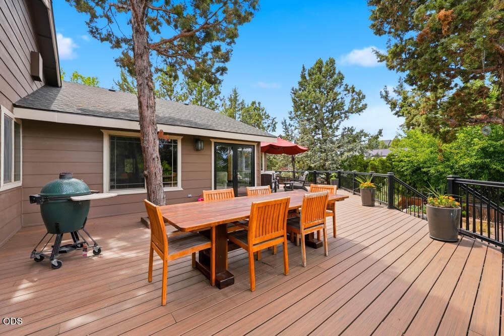 Photo of 63225 Stonewood Drive 37 of 48