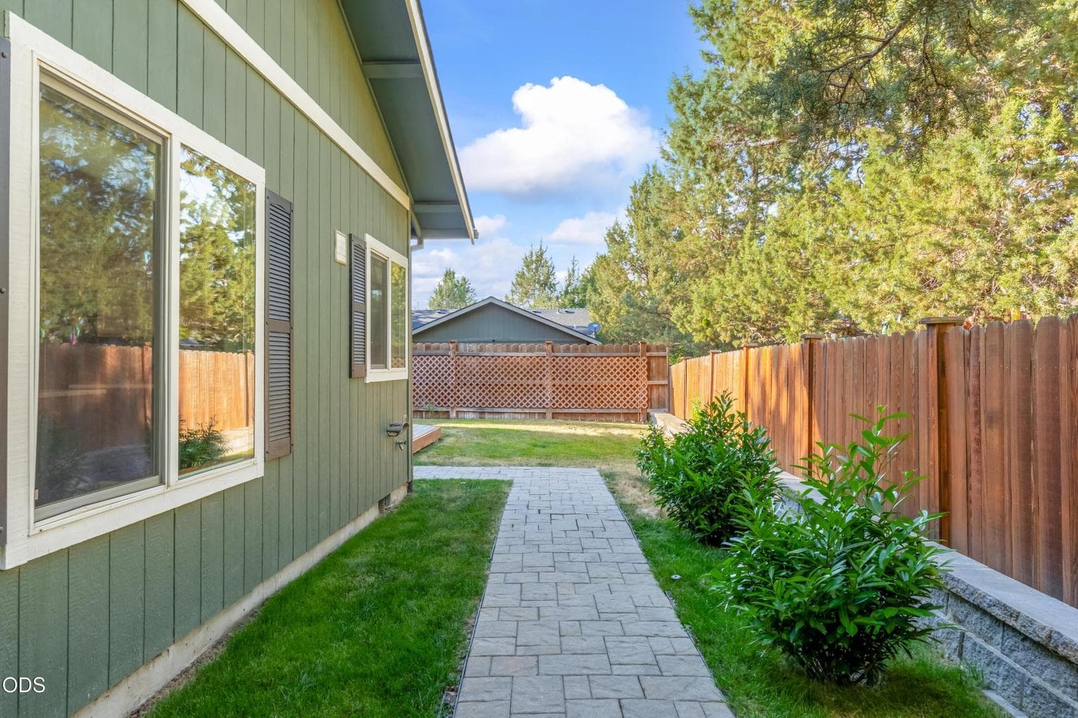 Photo of 20640 Wild Rose Lane 25 of 32