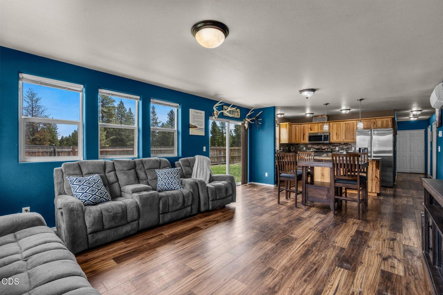 Photo of 16699 Conifer 4 of 18