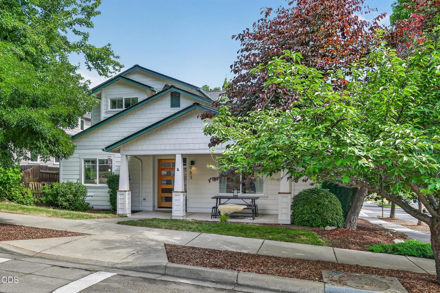 Photo of 953 Spring 1 of 29