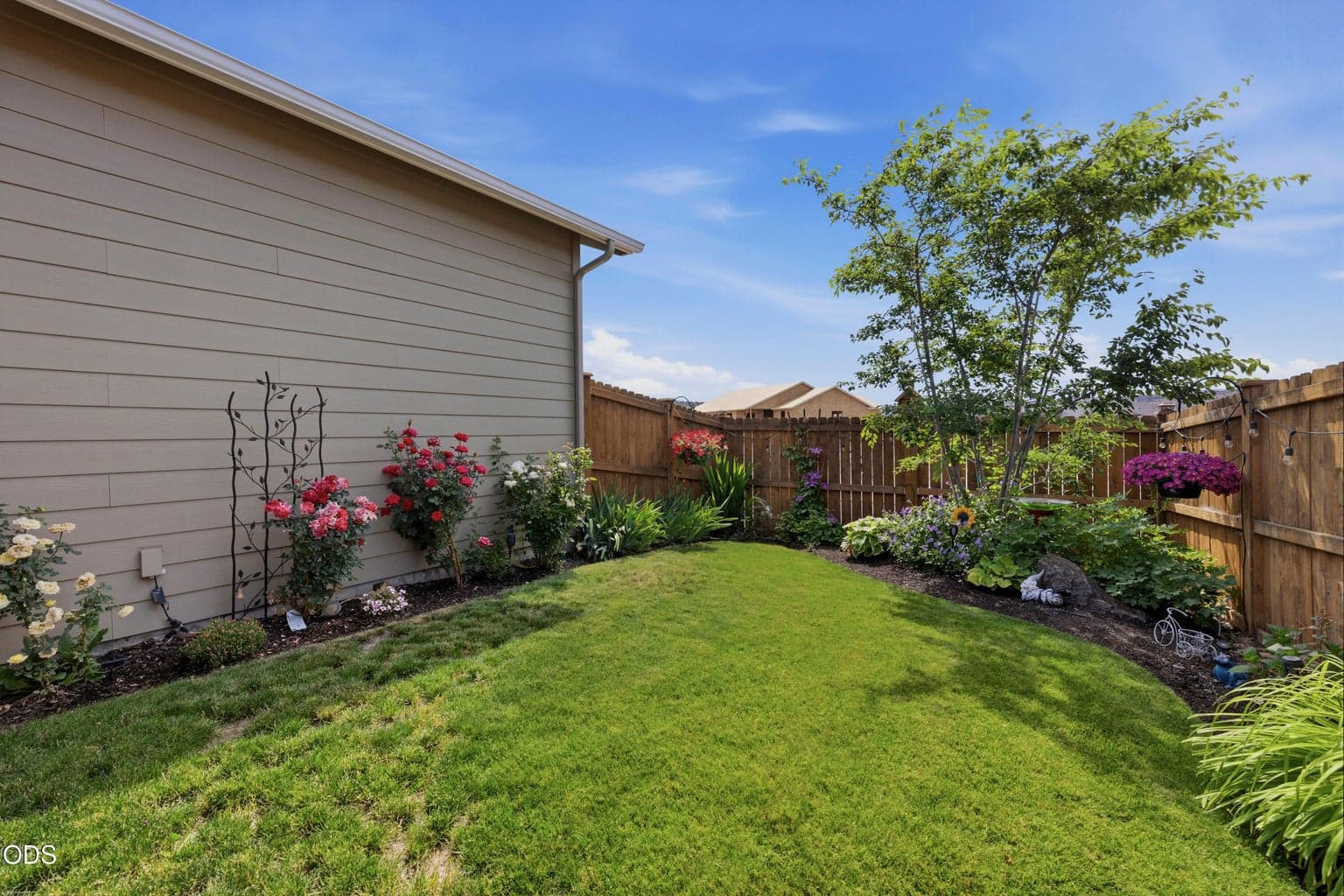 Photo of 1636 NE Hudspeth Road 27 of 43