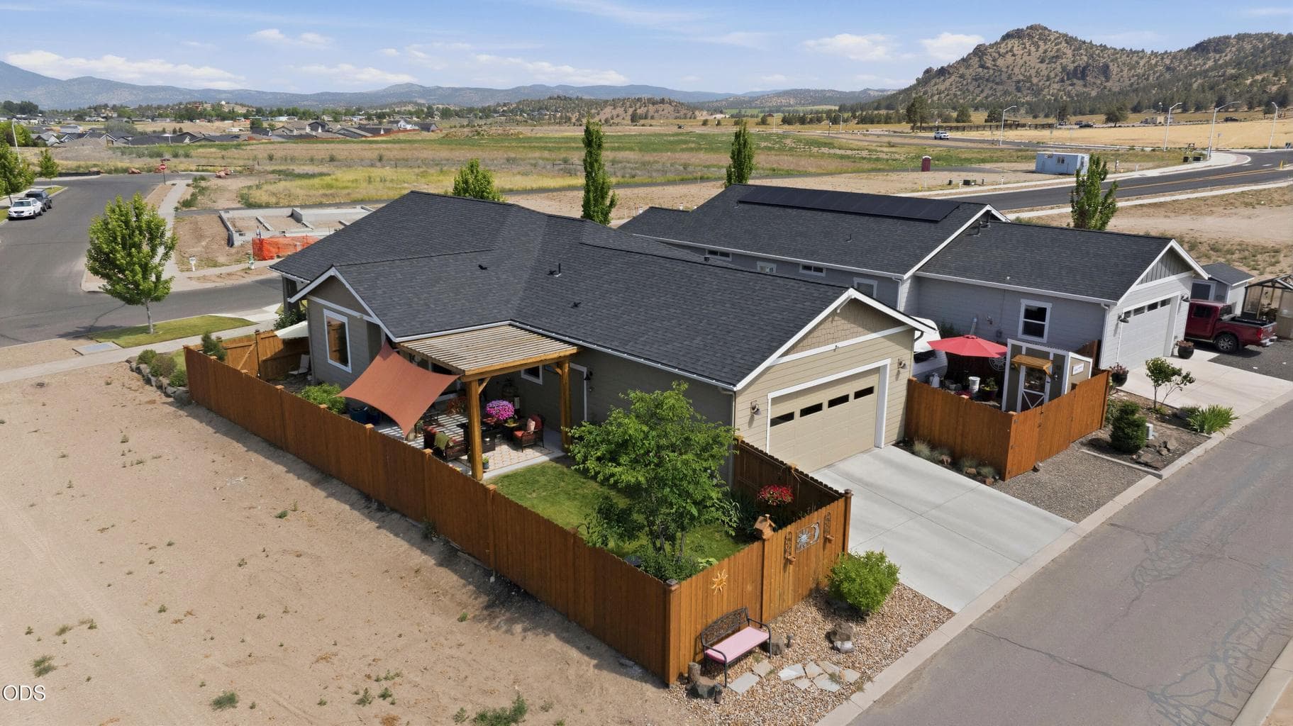 Photo of 1636 NE Hudspeth Road 36 of 43