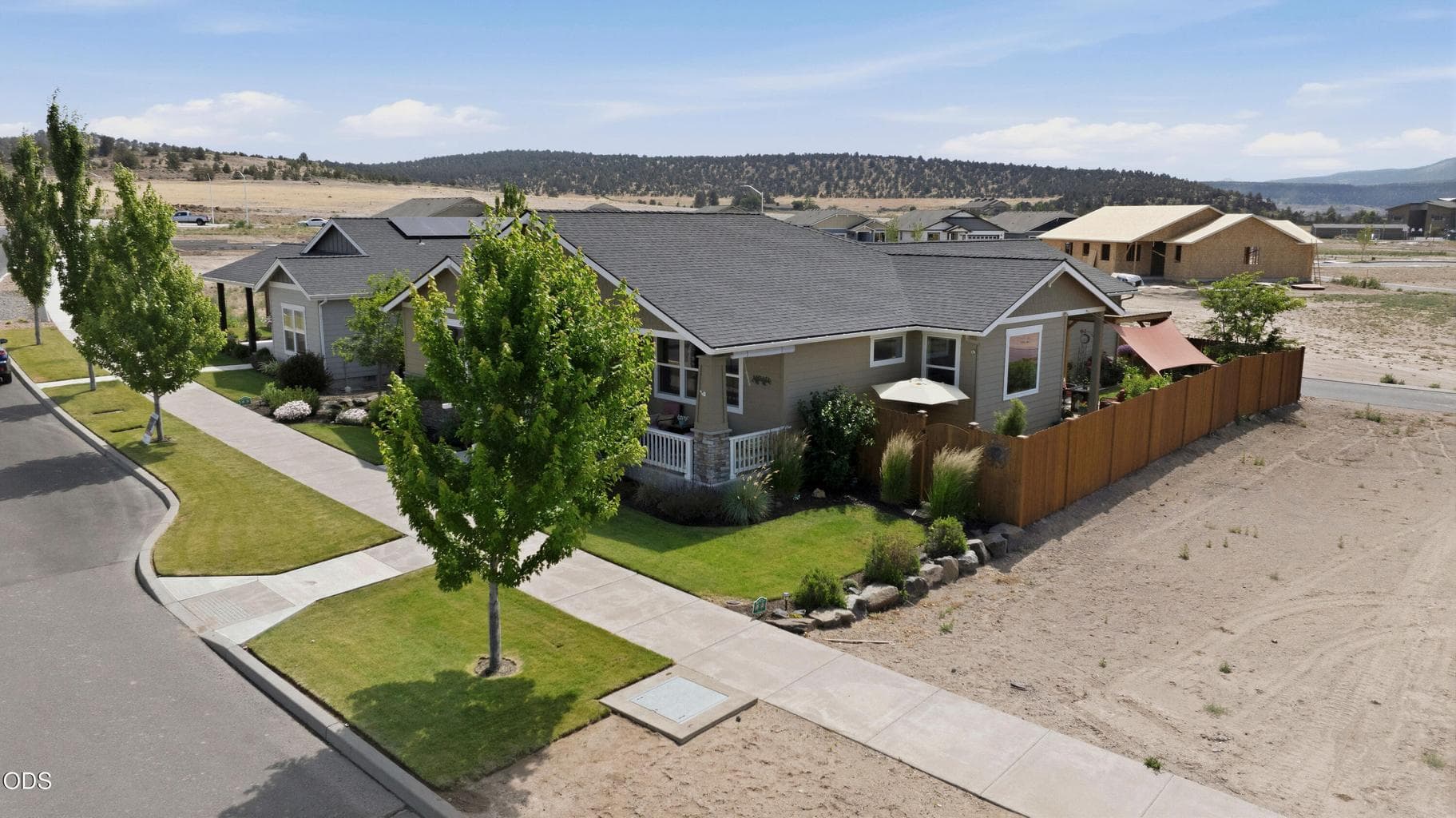 Photo of 1636 NE Hudspeth Road 34 of 43