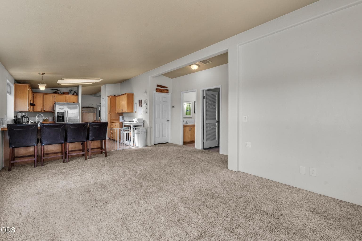 Photo of 4900 NW Homestead Way 10 of 56