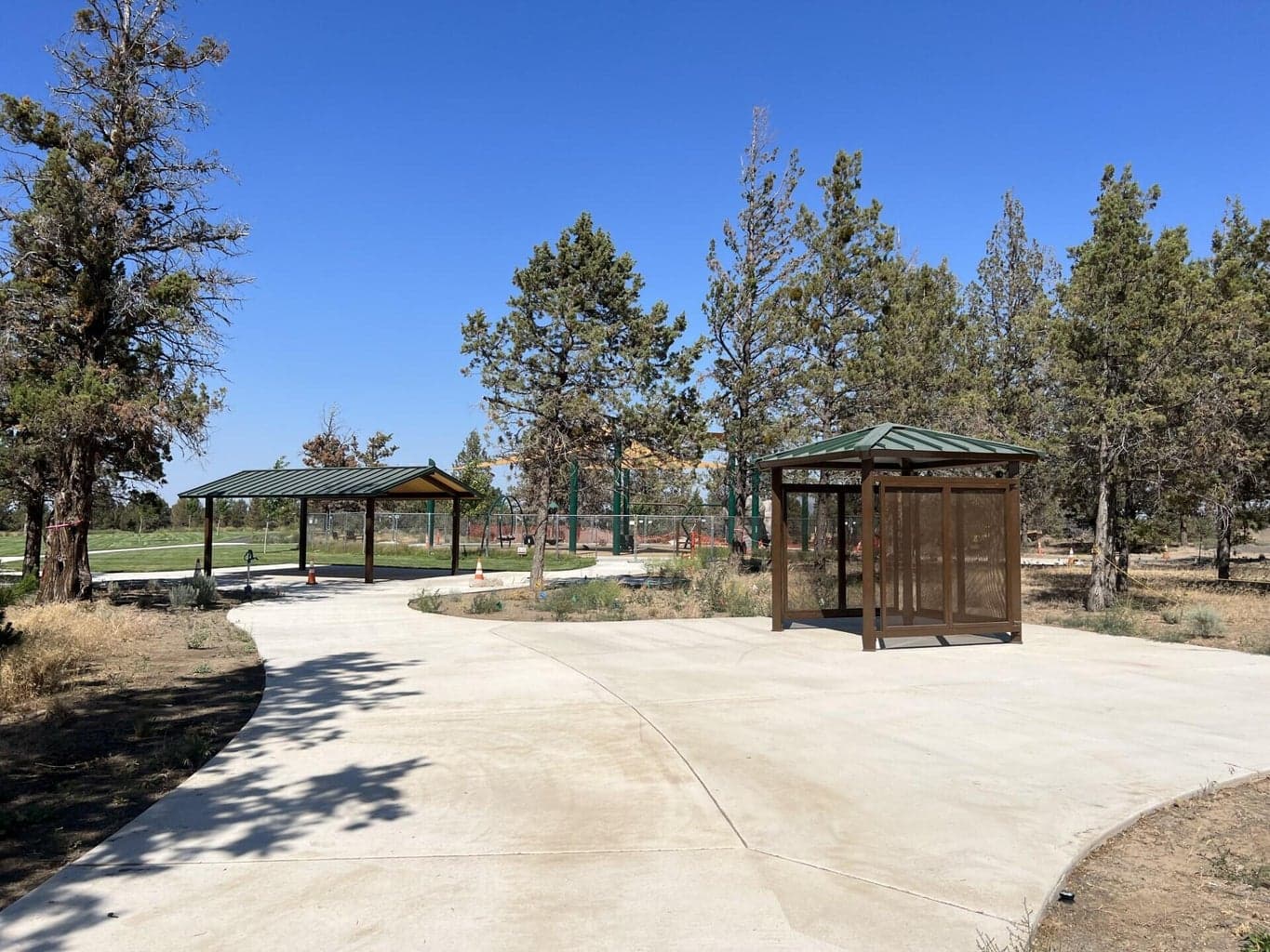 Photo of 3891 NE Petrosa Avenue 25 of 26