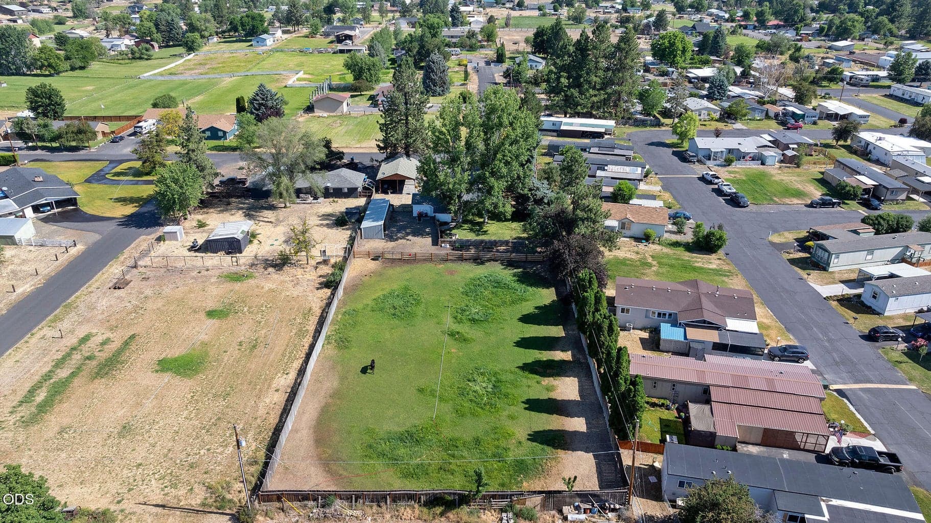 Photo of 524 NW Martingale Road 32 of 32