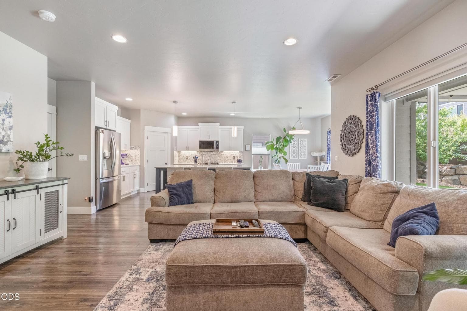 Spacious Great Room