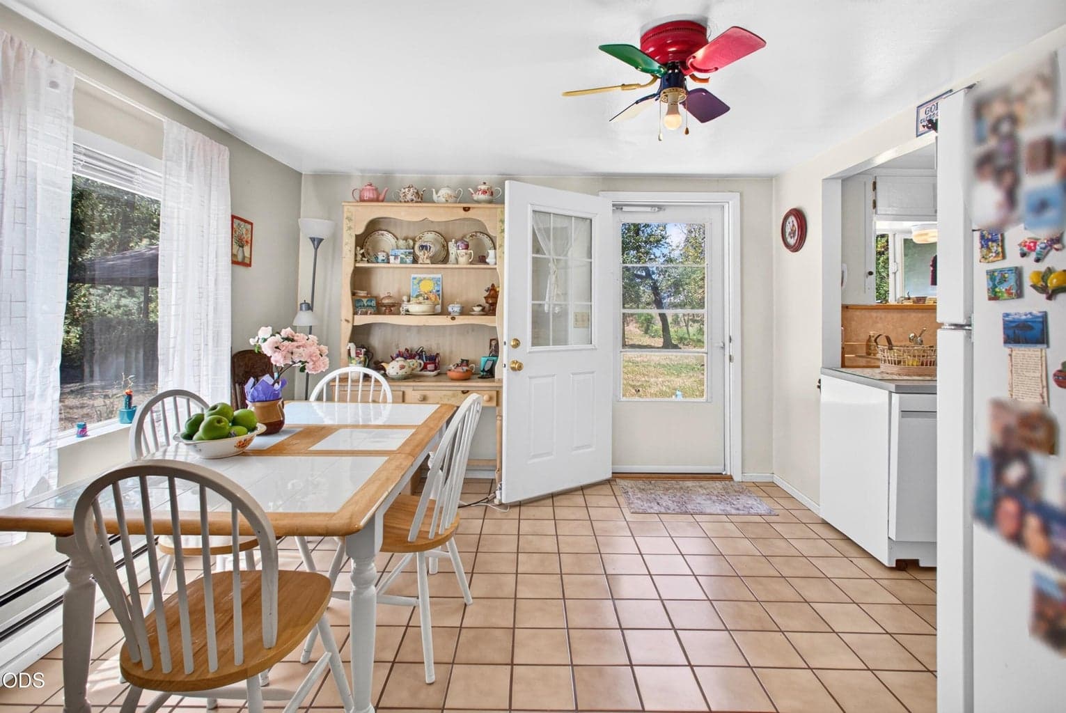 Photo of 4041 Woodland Park 4 of 36