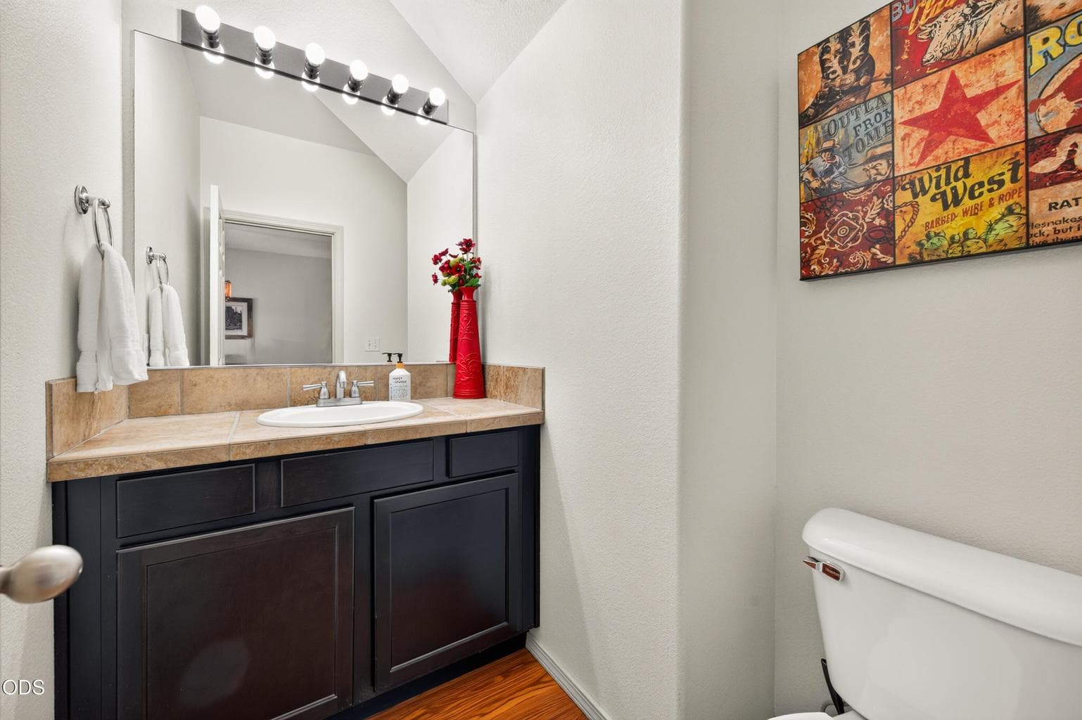 Photo of 993 Golden Pheasant Drive 11 of 24
