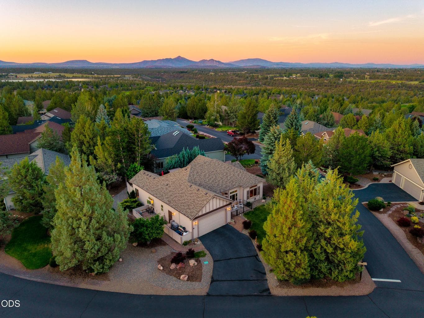 Photo of 990 Victoria Falls Drive 55 of 68
