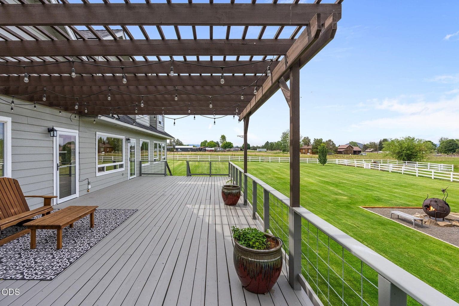 Expansive Deck