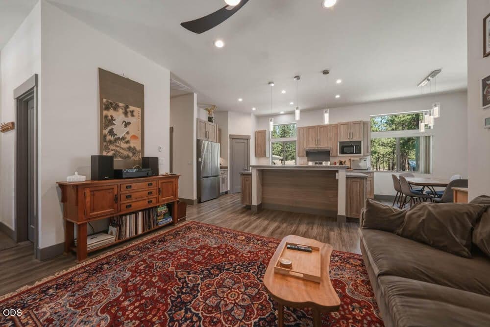 Photo of 59981 Cheyenne Road 17 of 59