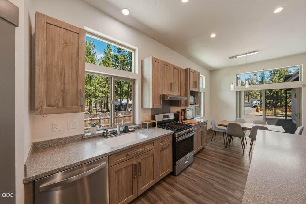 Photo of 59981 Cheyenne Road 24 of 59