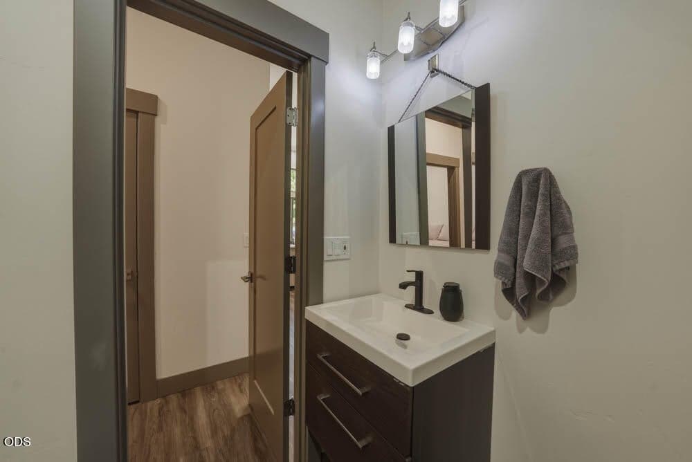 Photo of 59981 Cheyenne Road 29 of 59