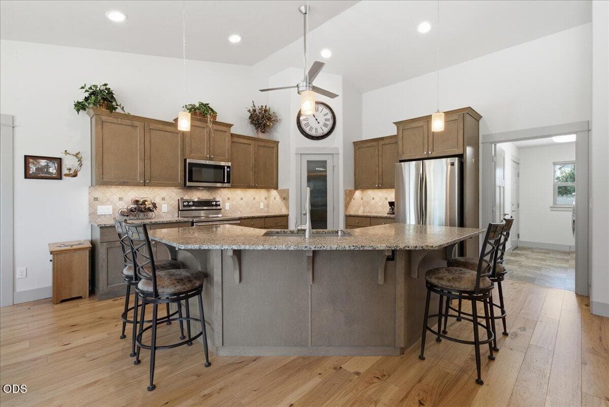 Photo of 1726 Turnstone Road 16 of 58