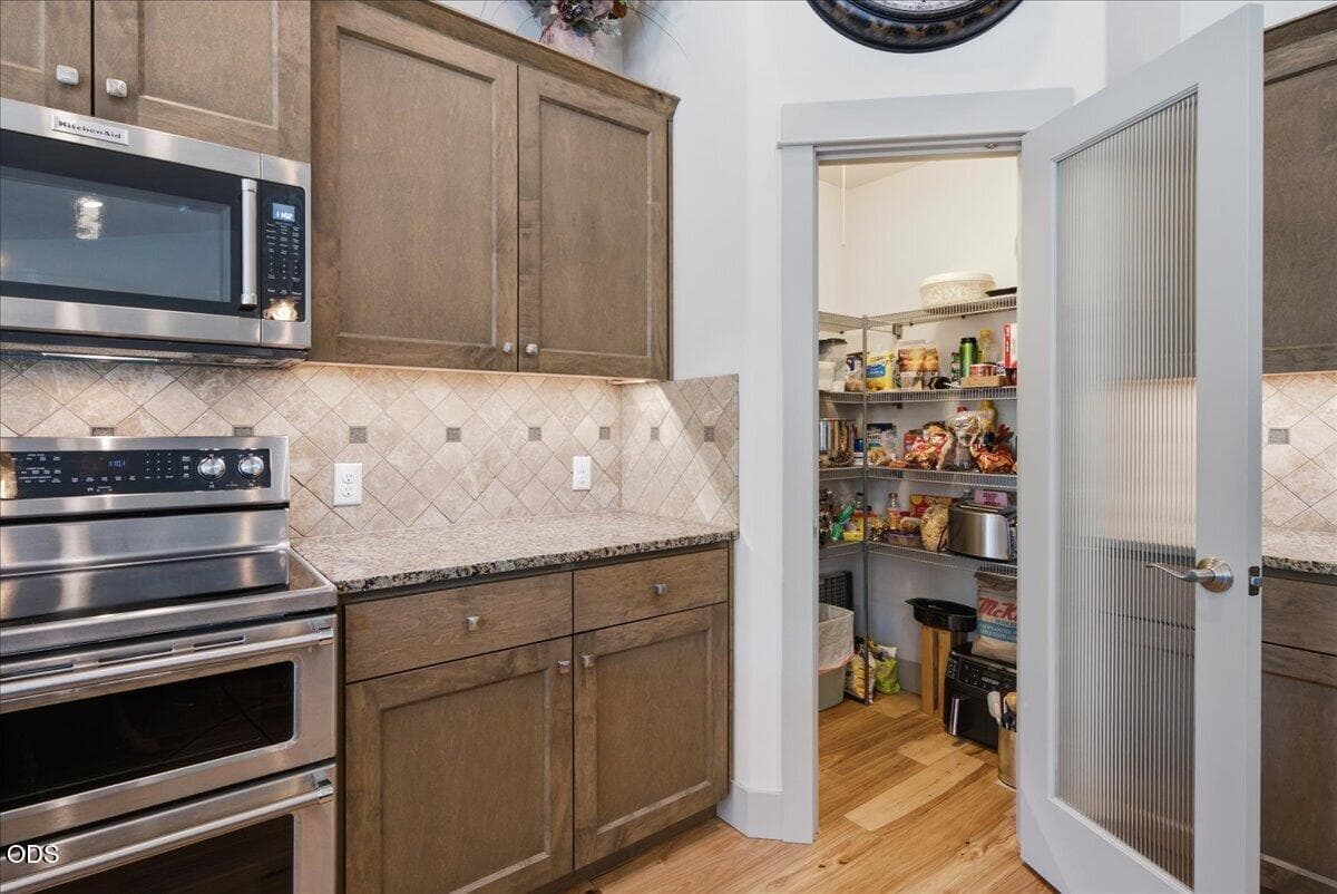 Photo of 1726 Turnstone Road 10 of 58