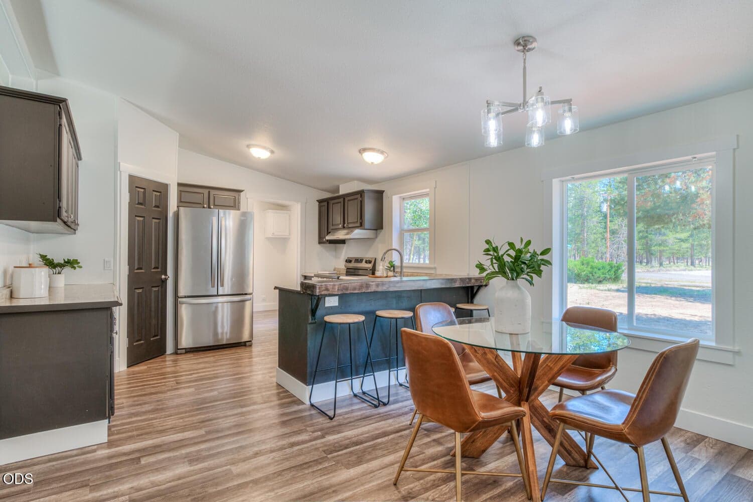 Photo of 145118 Birchwood 2 of 27