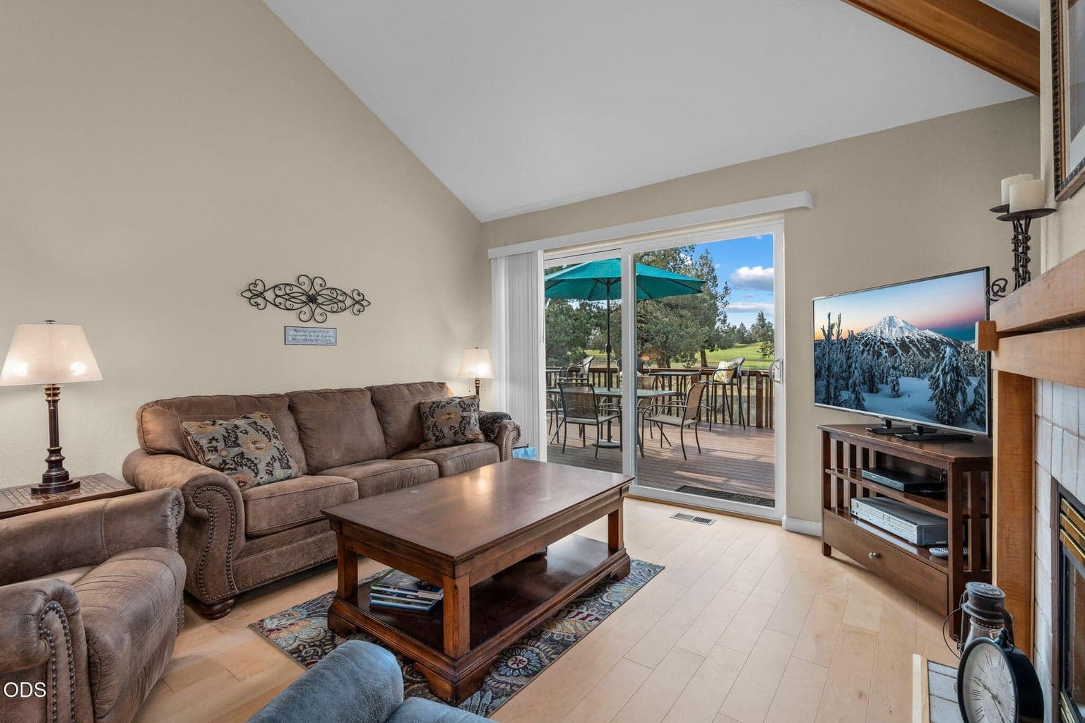 Photo of 8520 Golden Pheasant Court 9 of 26