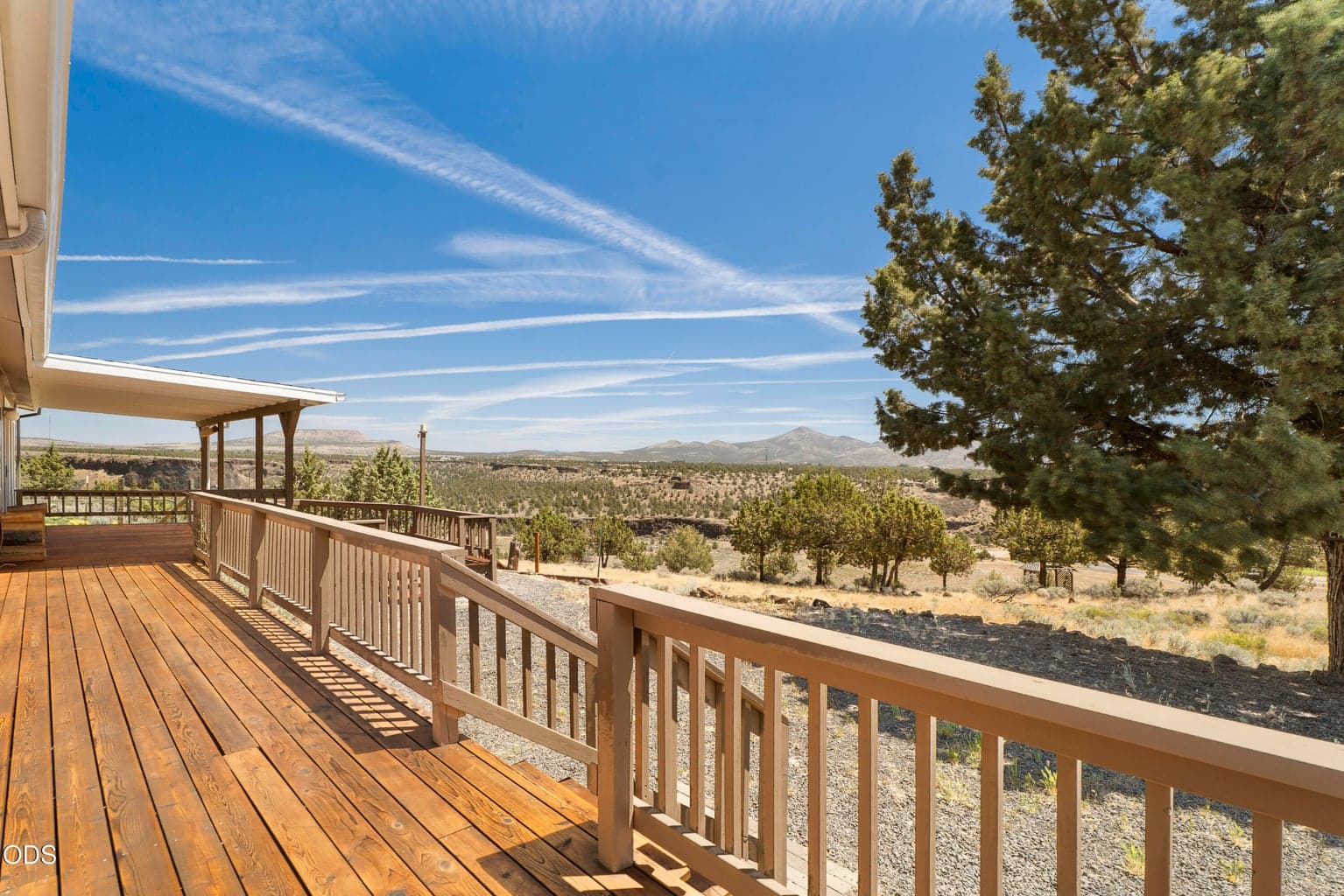 Photo of 15447 SW Chinook Drive 23 of 57