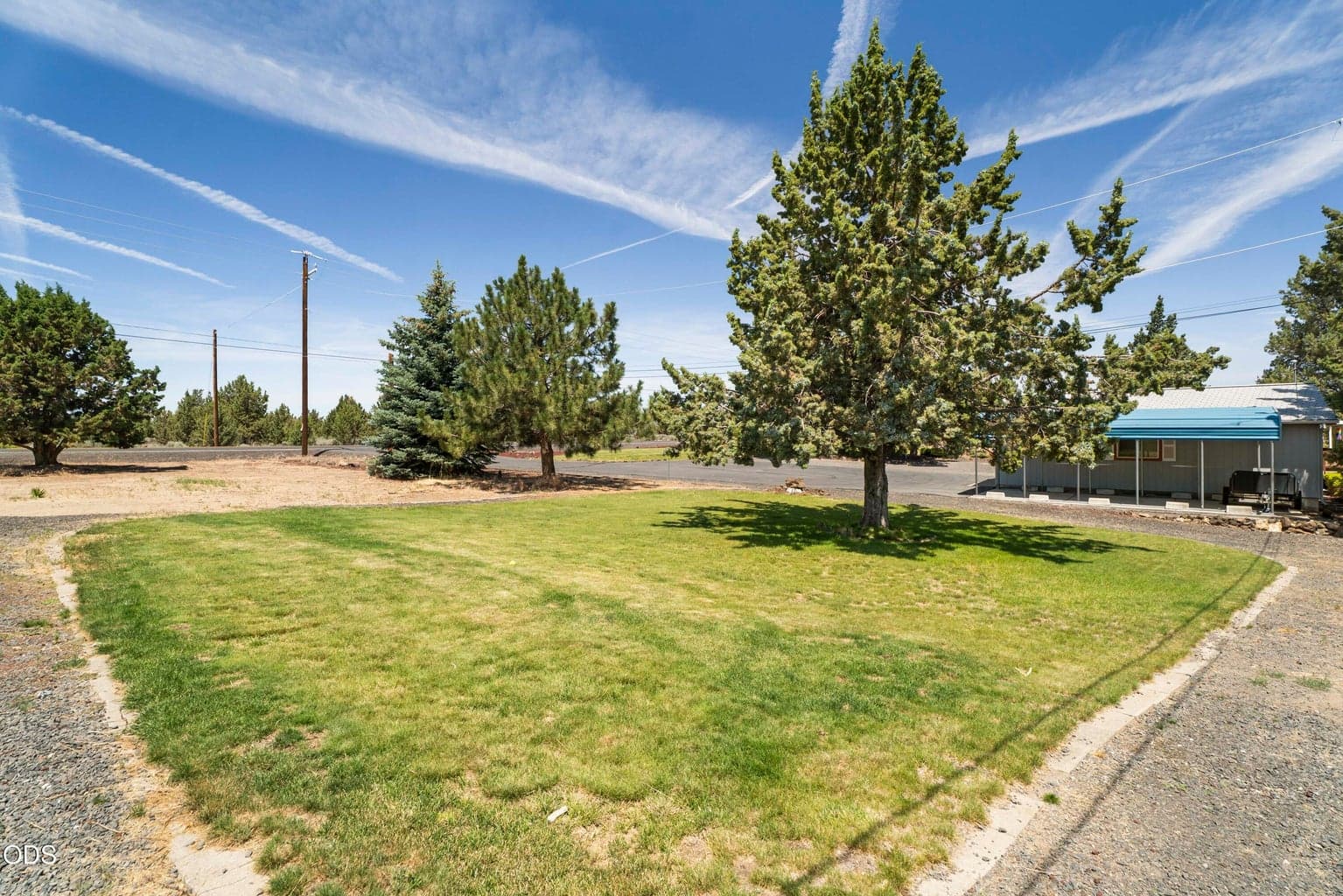 Photo of 15447 SW Chinook Drive 26 of 57
