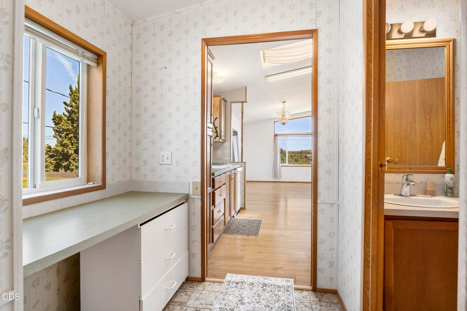 Photo of 15447 SW Chinook Drive 31 of 57