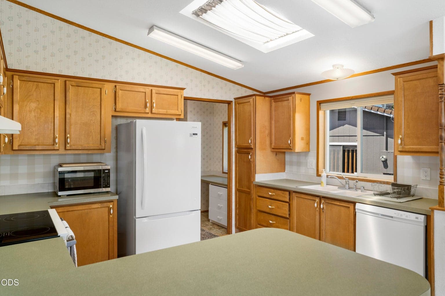 Photo of 15447 SW Chinook Drive 34 of 57