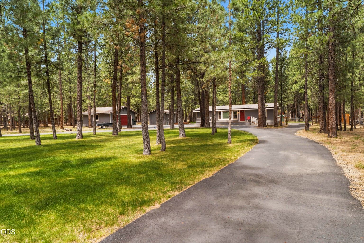 Photo of 14870 Springwood 1 of 49