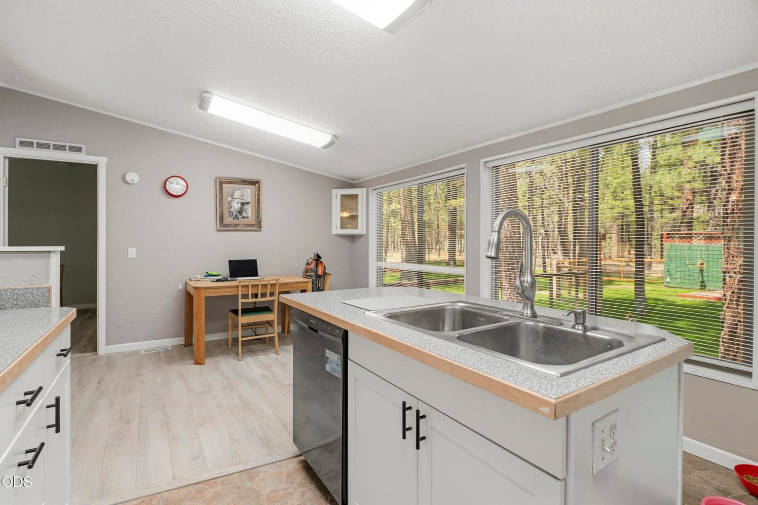 Photo of 14870 Springwood Road 12 of 50