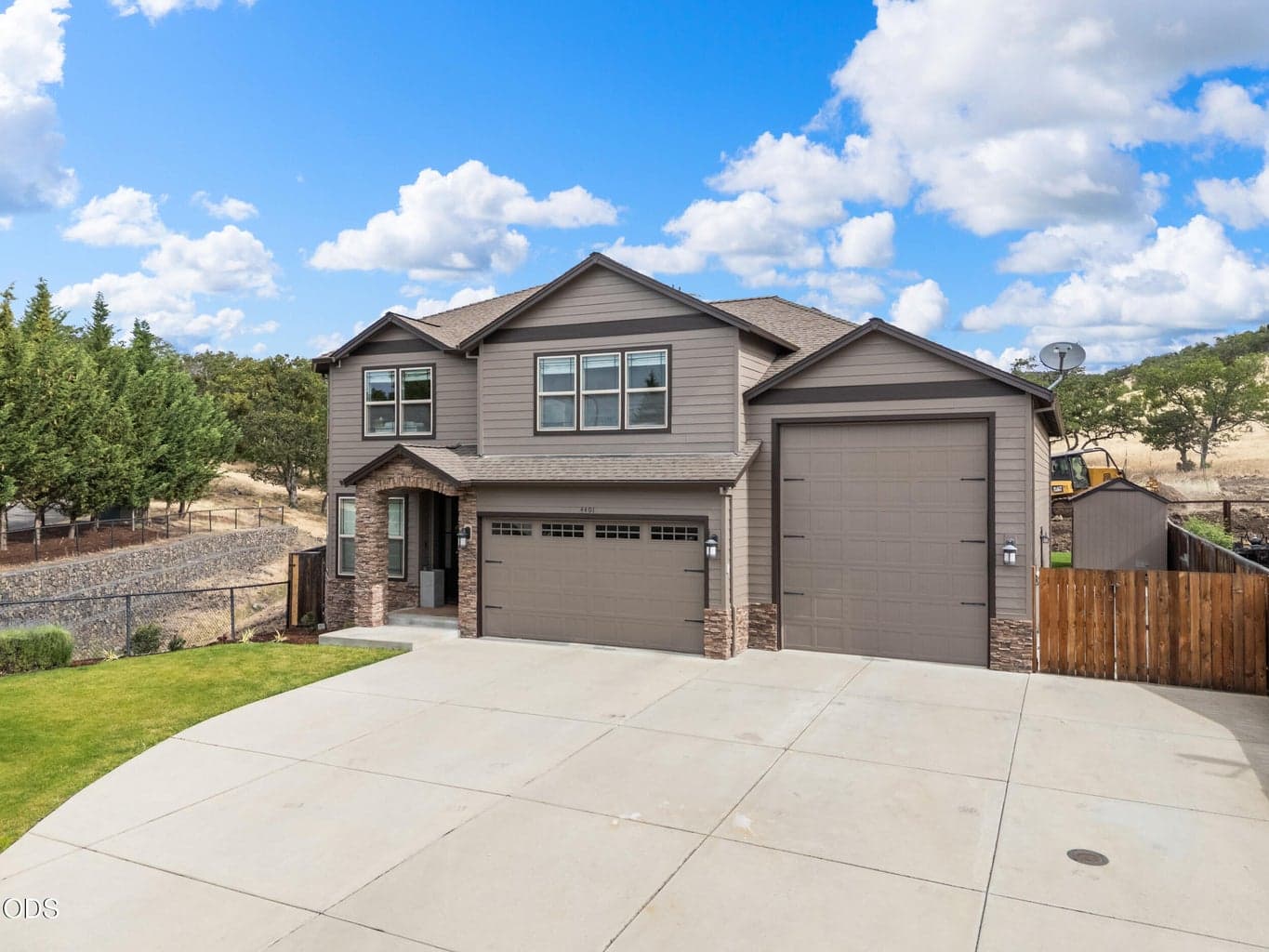 Photo of 4401 Vista Pointe 2 of 48