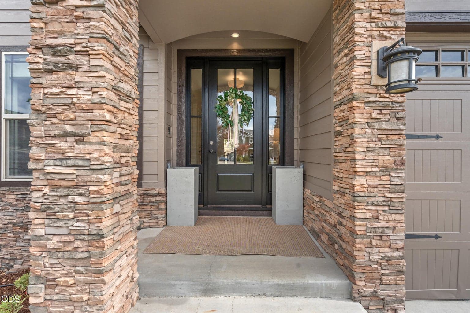 Photo of 4401 Vista Pointe 3 of 48