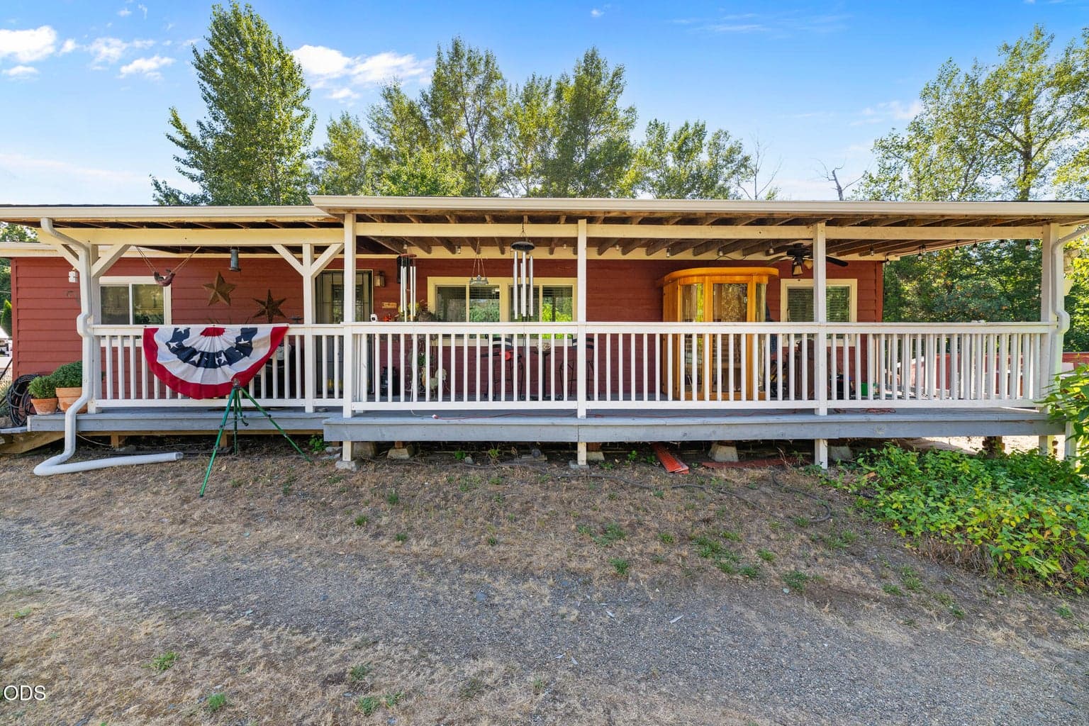Photo of 690 Foots Creek 2 of 45