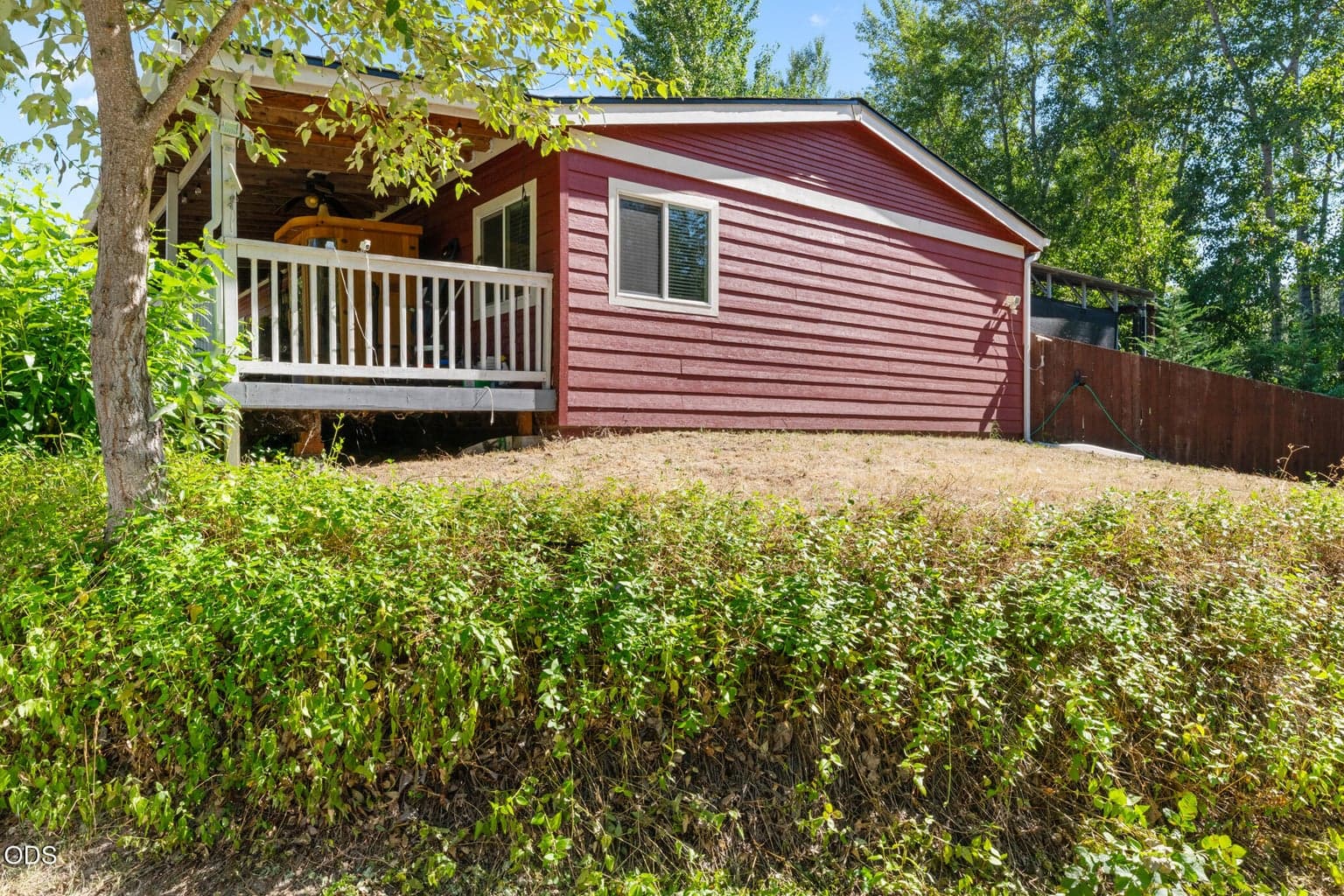 Photo of 690 Foots Creek 4 of 45