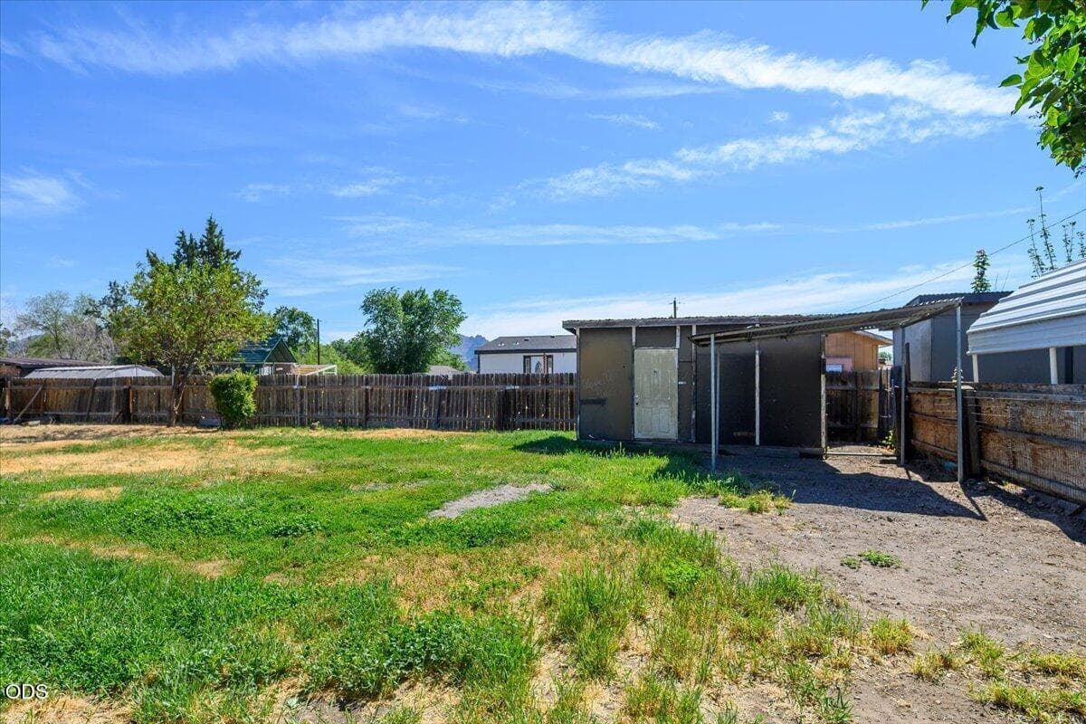 Photo of 8608 NW 8th Street 20 of 25