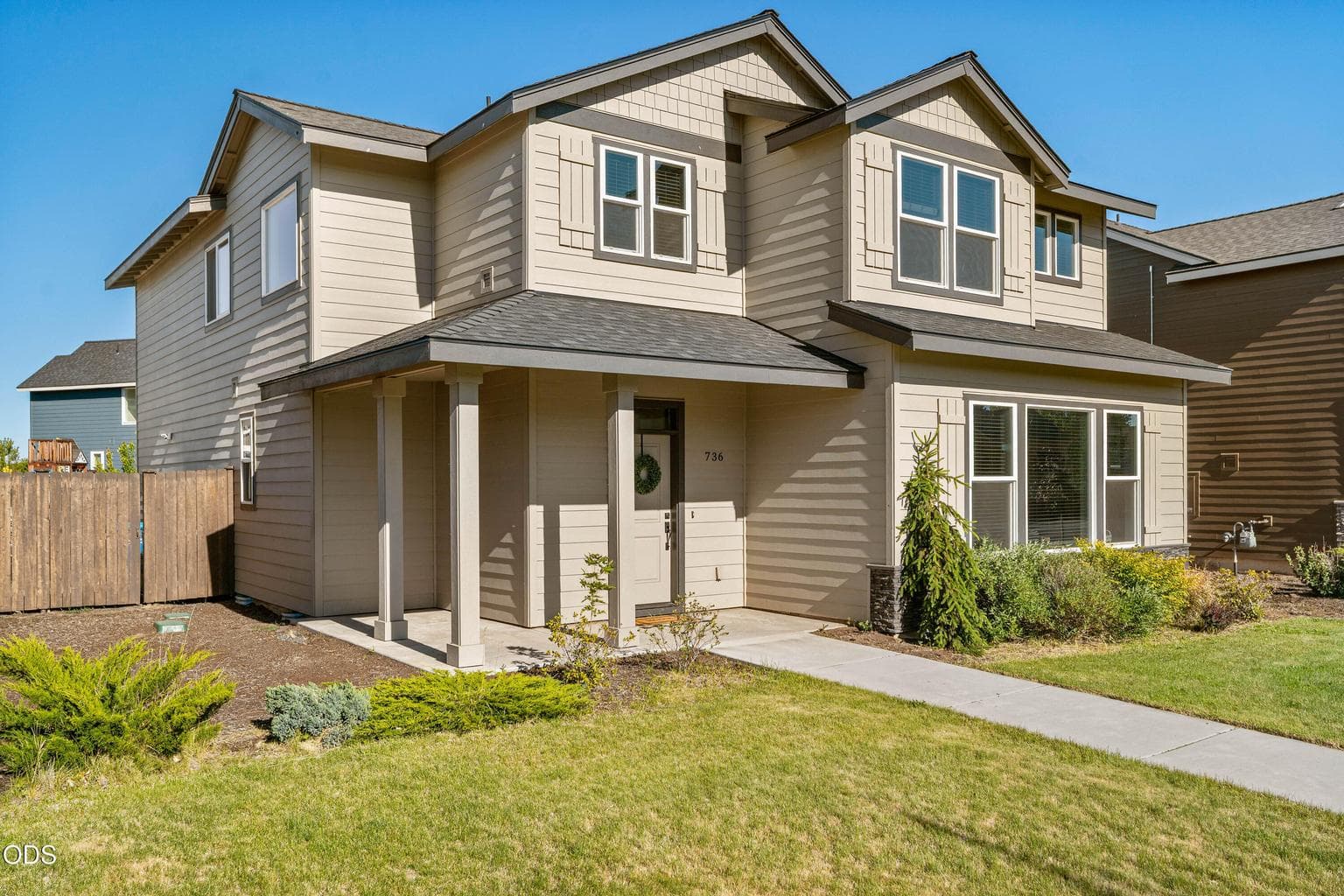Photo of 736 27th 3 of 26