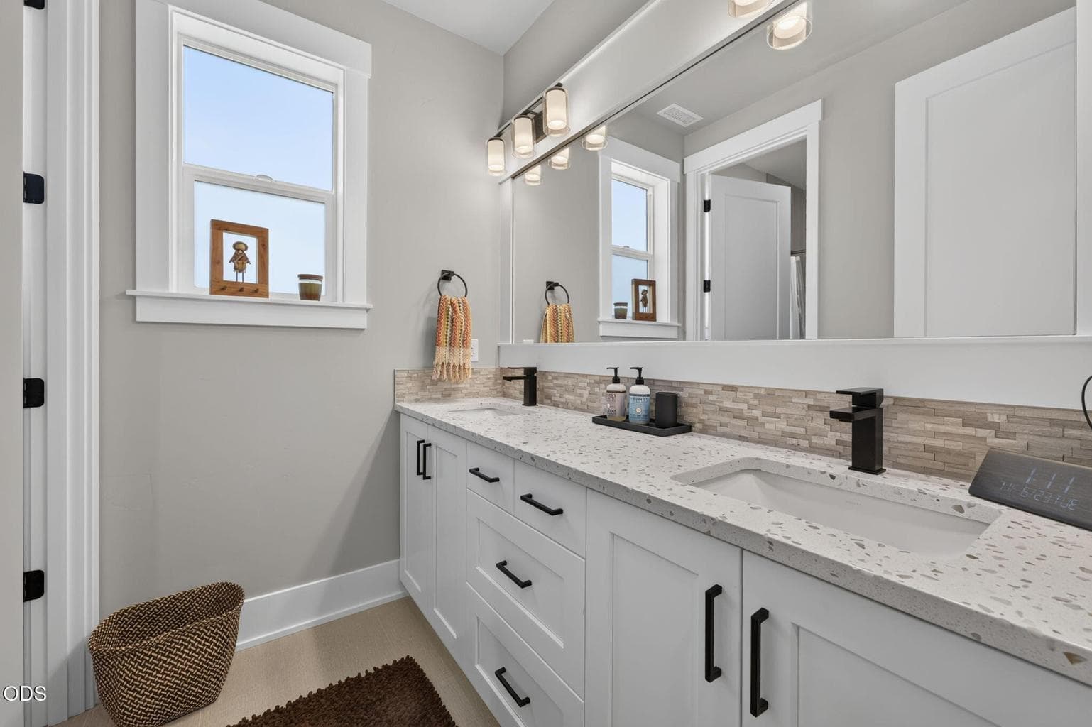 Photo of 2258 NW Brickyard Street 26 of 45