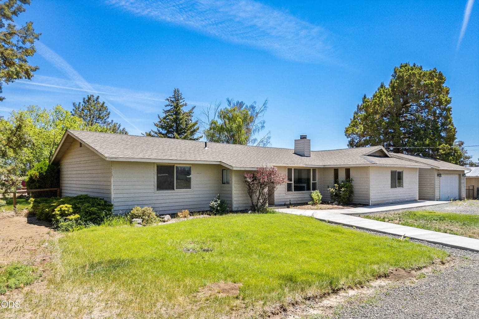 Photo of 6492 SW 51st 9 of 44